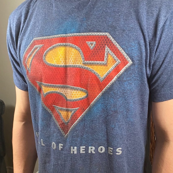 DC Superman Men’s Large T-Shirt - Picture 2 of 4